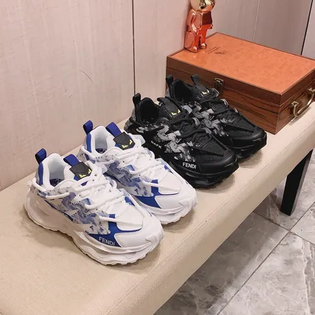 フェンディ スニーカー