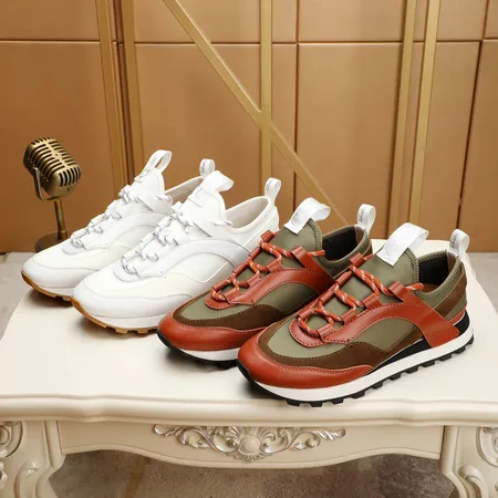 フェラガモ スニーカー