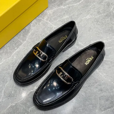 フェンディ ビジネスシューズ