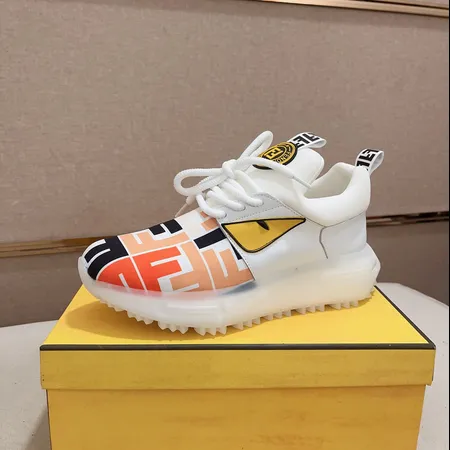 フェンディ スニーカー