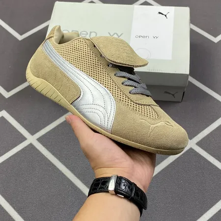 プーマ カジュアルシューズ