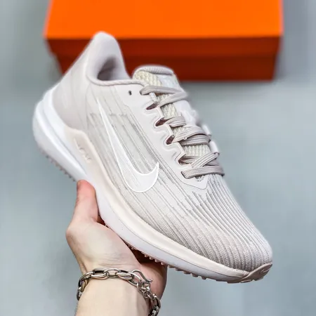 ナイキ スニーカー