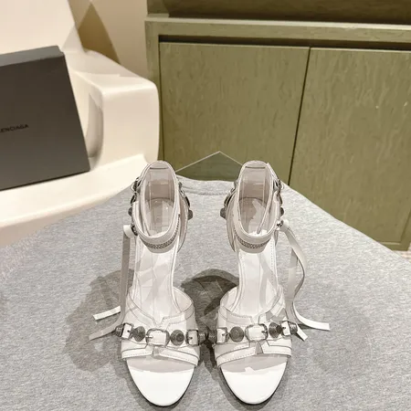 バレンシアガ サンダル