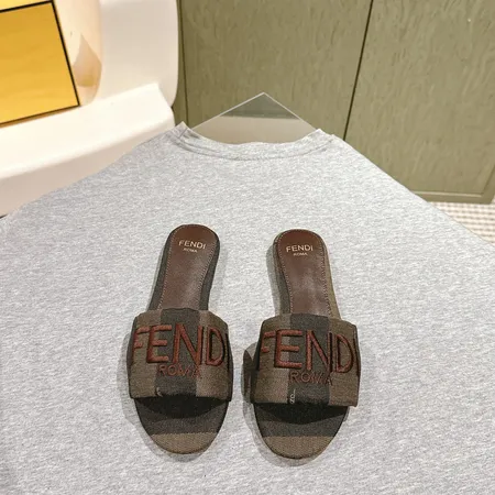 フェンディ スリッパ