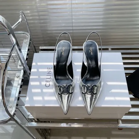 セリーヌ サンダル