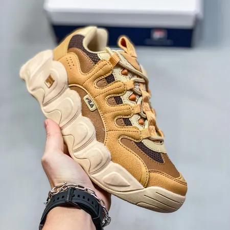 フィラ スニーカー