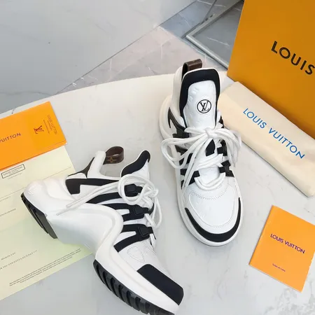 ルイヴィトン スニーカー