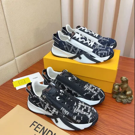 フェンディ スニーカー