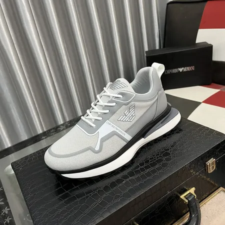 アルマーニ スニーカー