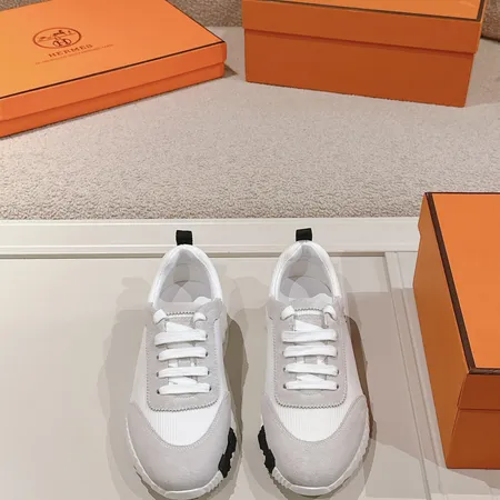 エルメス スニーカー