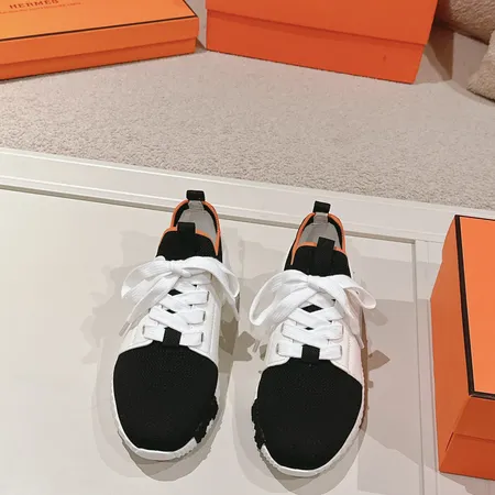 エルメス スニーカー