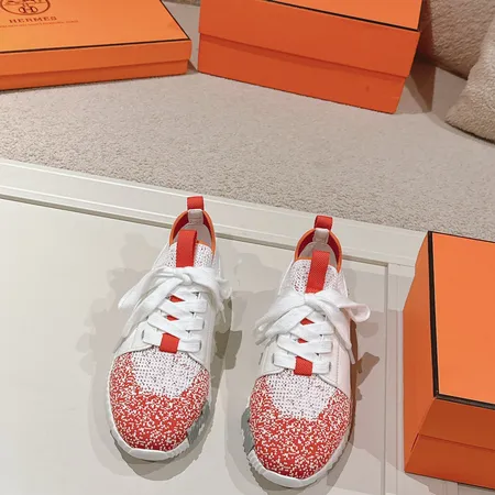エルメス スニーカー