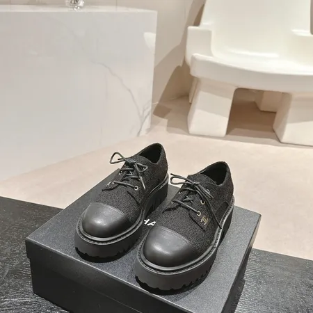 シャネル ビジネスシューズ