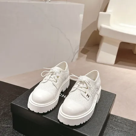 シャネル ビジネスシューズ