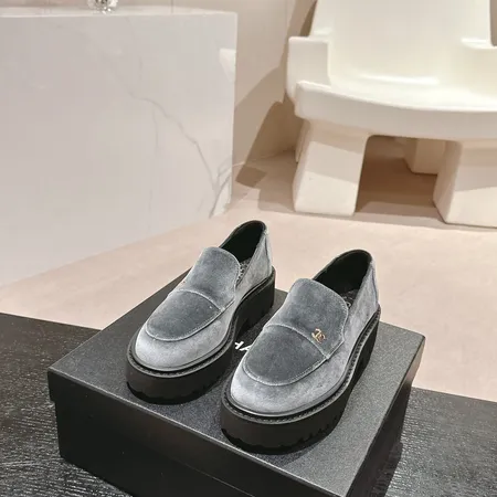 シャネル ビジネスシューズ