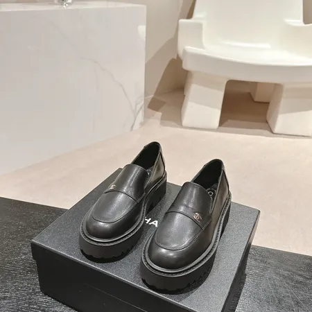 シャネル ビジネスシューズ