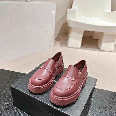 シャネル ビジネスシューズ