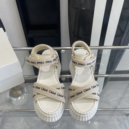 クロエ サンダル