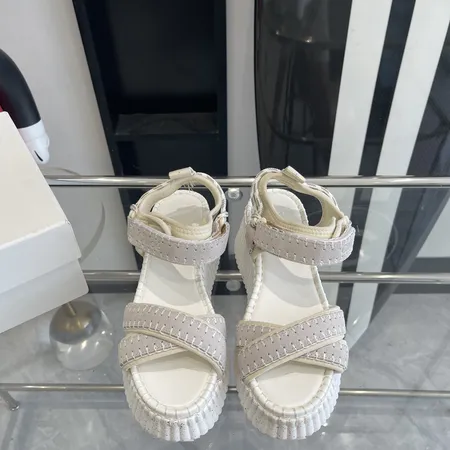 クロエ サンダル