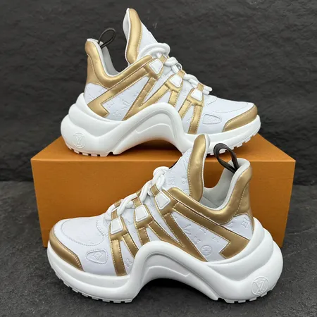 ルイヴィトン スニーカー