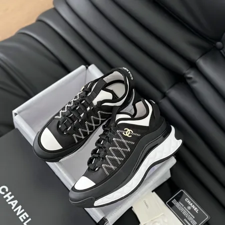 シャネル スニーカー