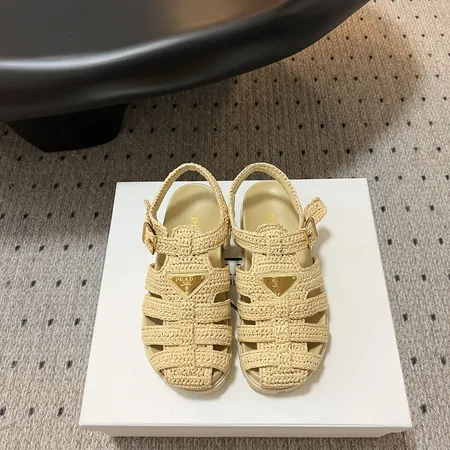 プラダ サンダル