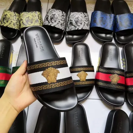 ヴェルサーチ スリッパ