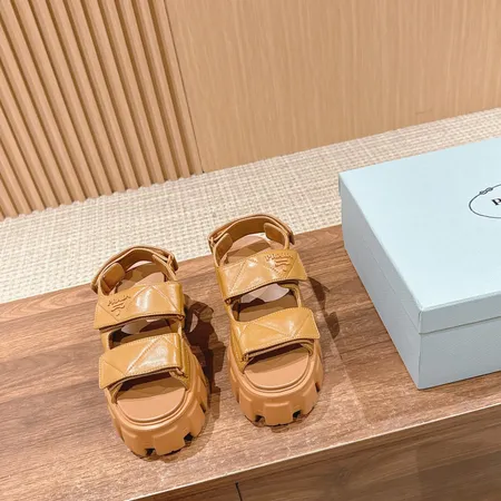 プラダ サンダル