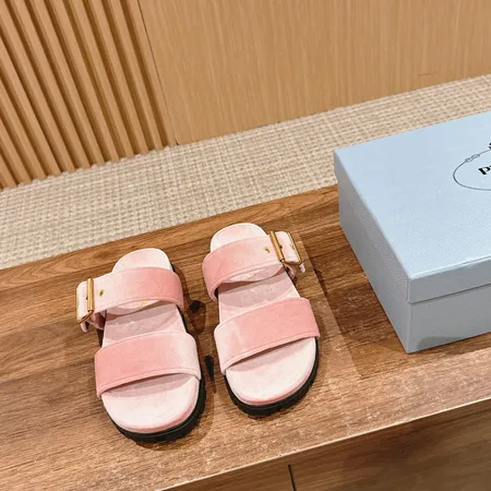 プラダ スリッパ