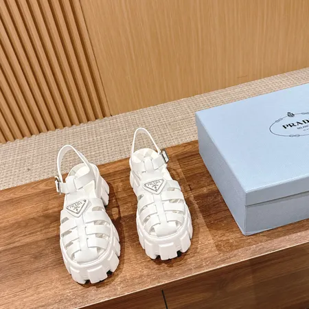 プラダ サンダル