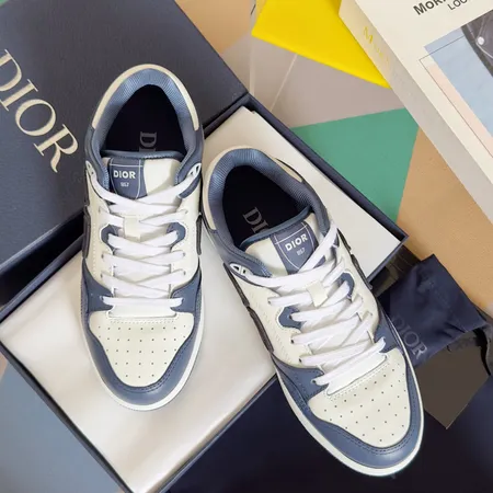 ディオール カジュアルシューズ