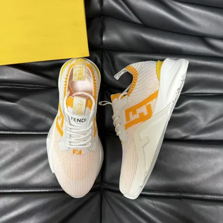 フェンディ スニーカー