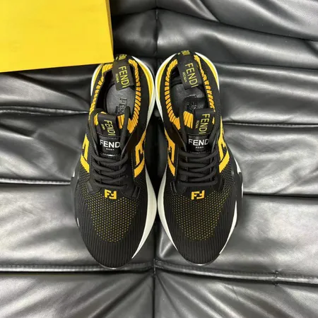 フェンディ スニーカー