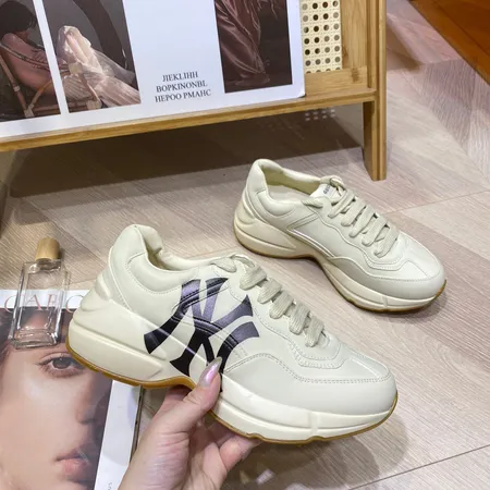 グッチ スニーカー