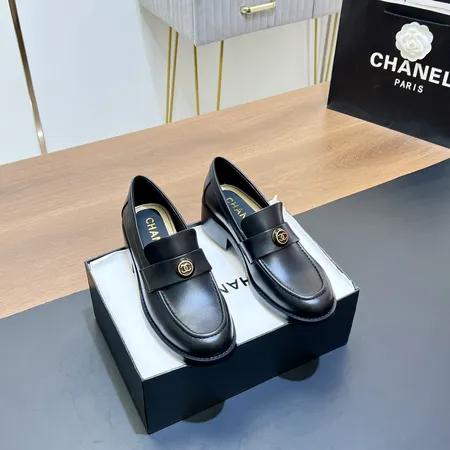 シャネル ビジネスシューズ