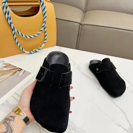 バレンシアガ スリッパ