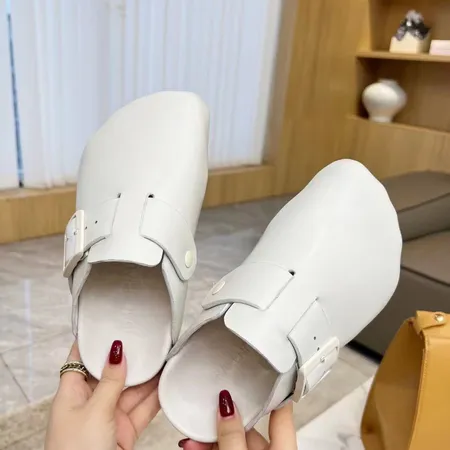 バレンシアガ カジュアルシューズ