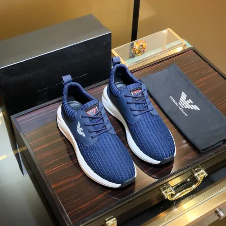 アルマーニ スニーカー