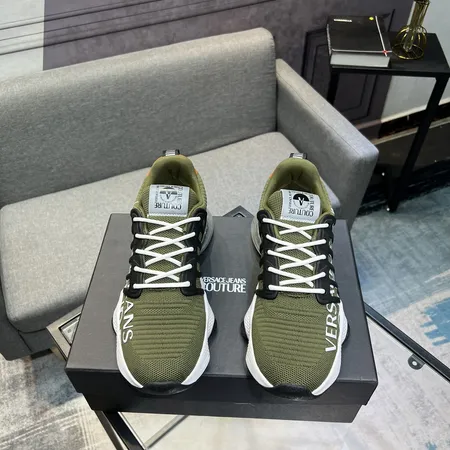 ヴェルサーチ スニーカー