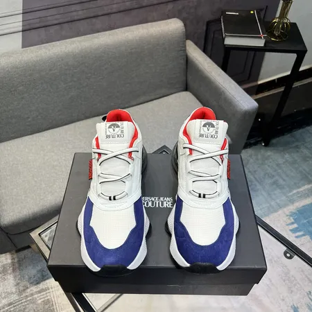 ヴェルサーチ スニーカー