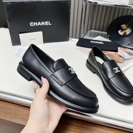 シャネル ビジネスシューズ