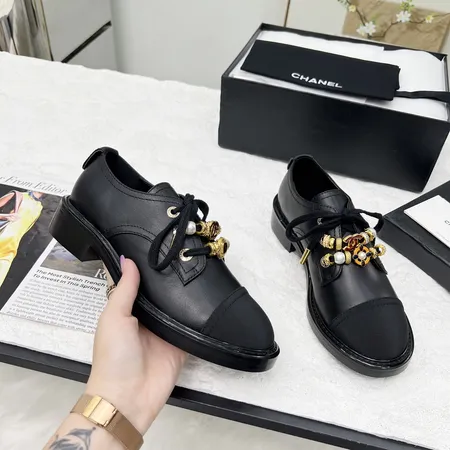 シャネル ビジネスシューズ