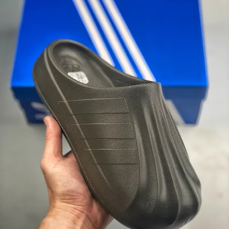 アディダス スリッパ