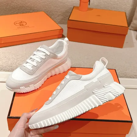 エルメス スニーカー