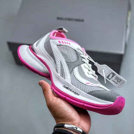 バレンシアガ スニーカー