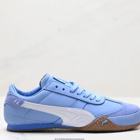 プーマ カジュアルシューズ