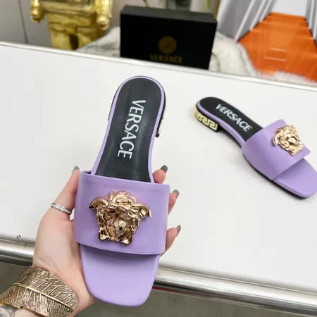 ヴェルサーチ スリッパ