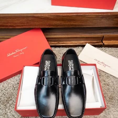 フェラガモ ビジネスシューズ