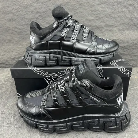 ヴェルサーチ カジュアルシューズ