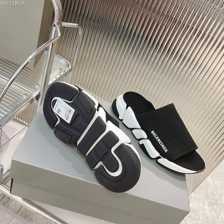 バレンシアガ スリッパ